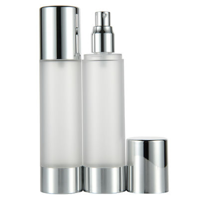Un buen precio. Contenedor cosmético sin aire de 100 ml de color personalizado para el rendimiento del cuerpo / cilindro en línea